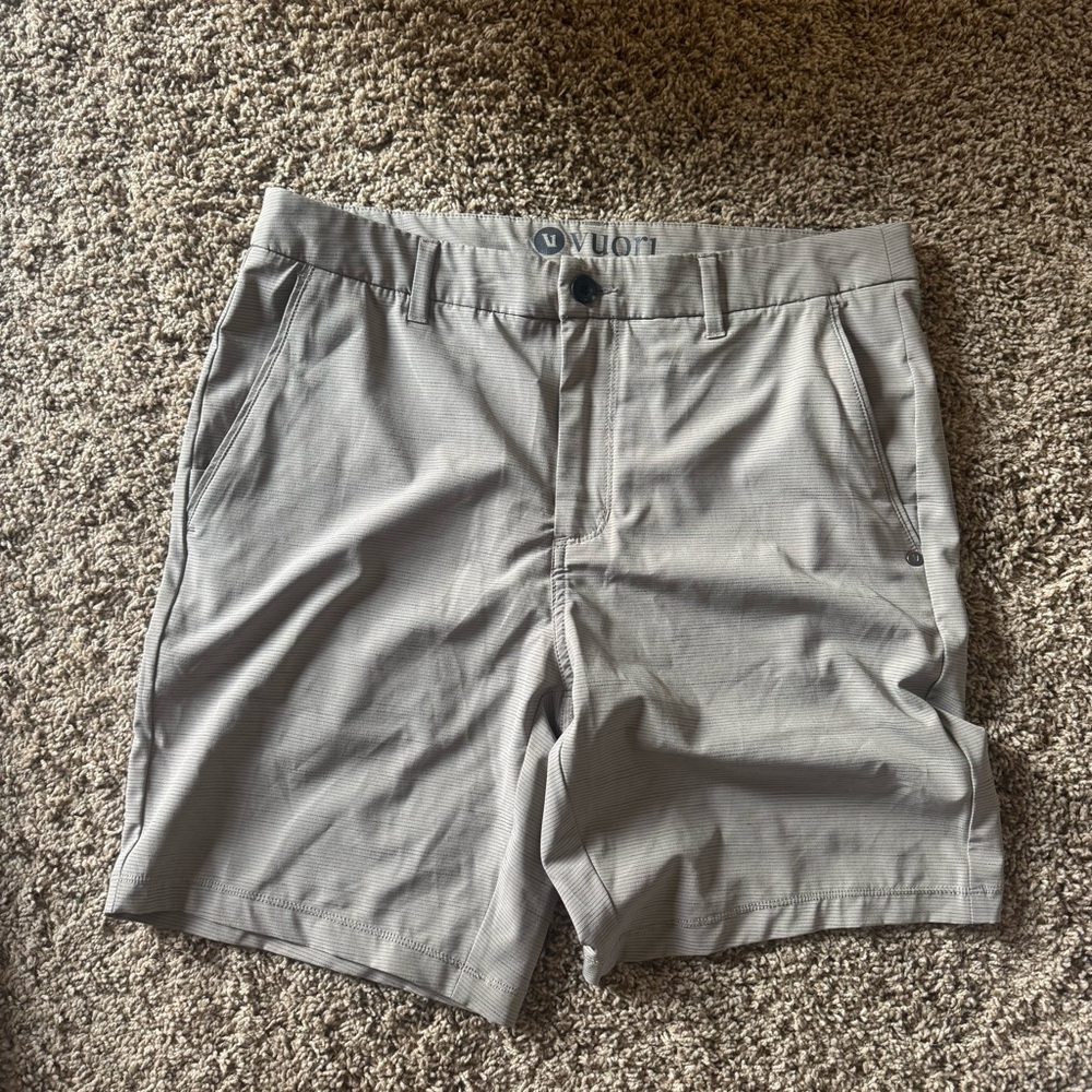 Vuori Pebble Shorts